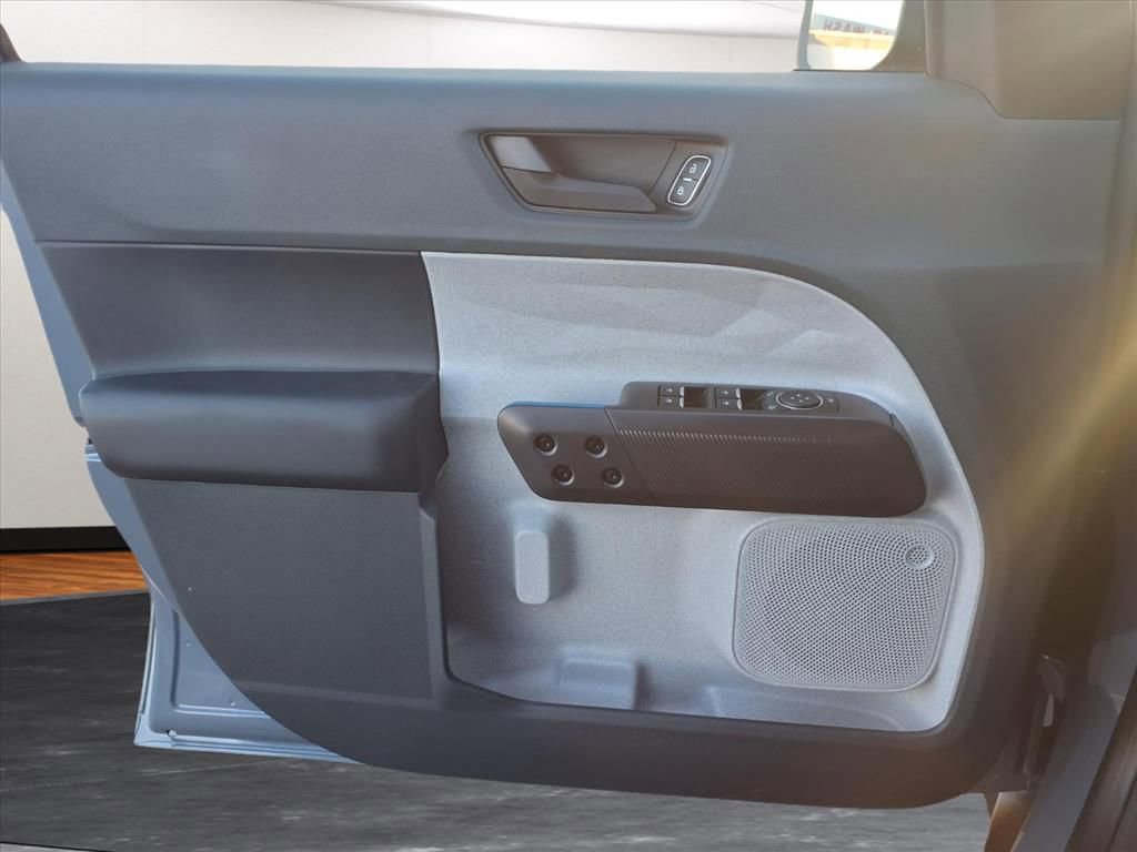 New 2025 Ford Maverick XLT w/ XLT Luxury Package image 17