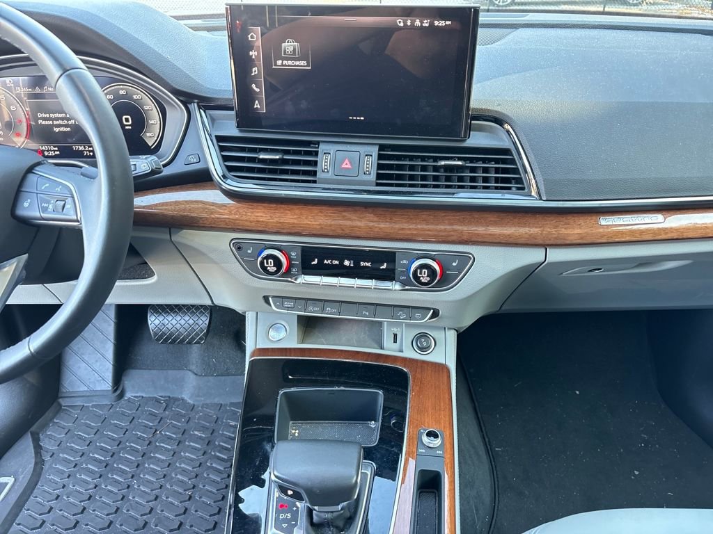 Used 2023 Audi Q5 2.0T Premium Plus w/ Premium Plus Package image 23
