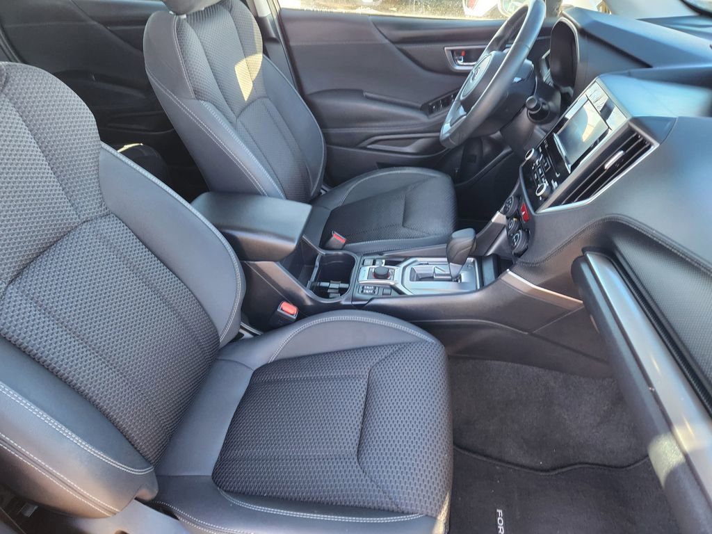 Certified 2023 Subaru Forester Premium image 17