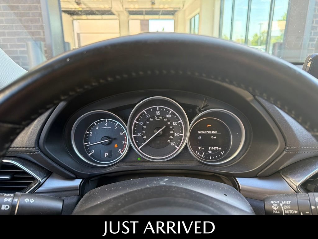 Used 2018 MAZDA CX-5 Touring w/ Preferred Equipment Package FWD image 5