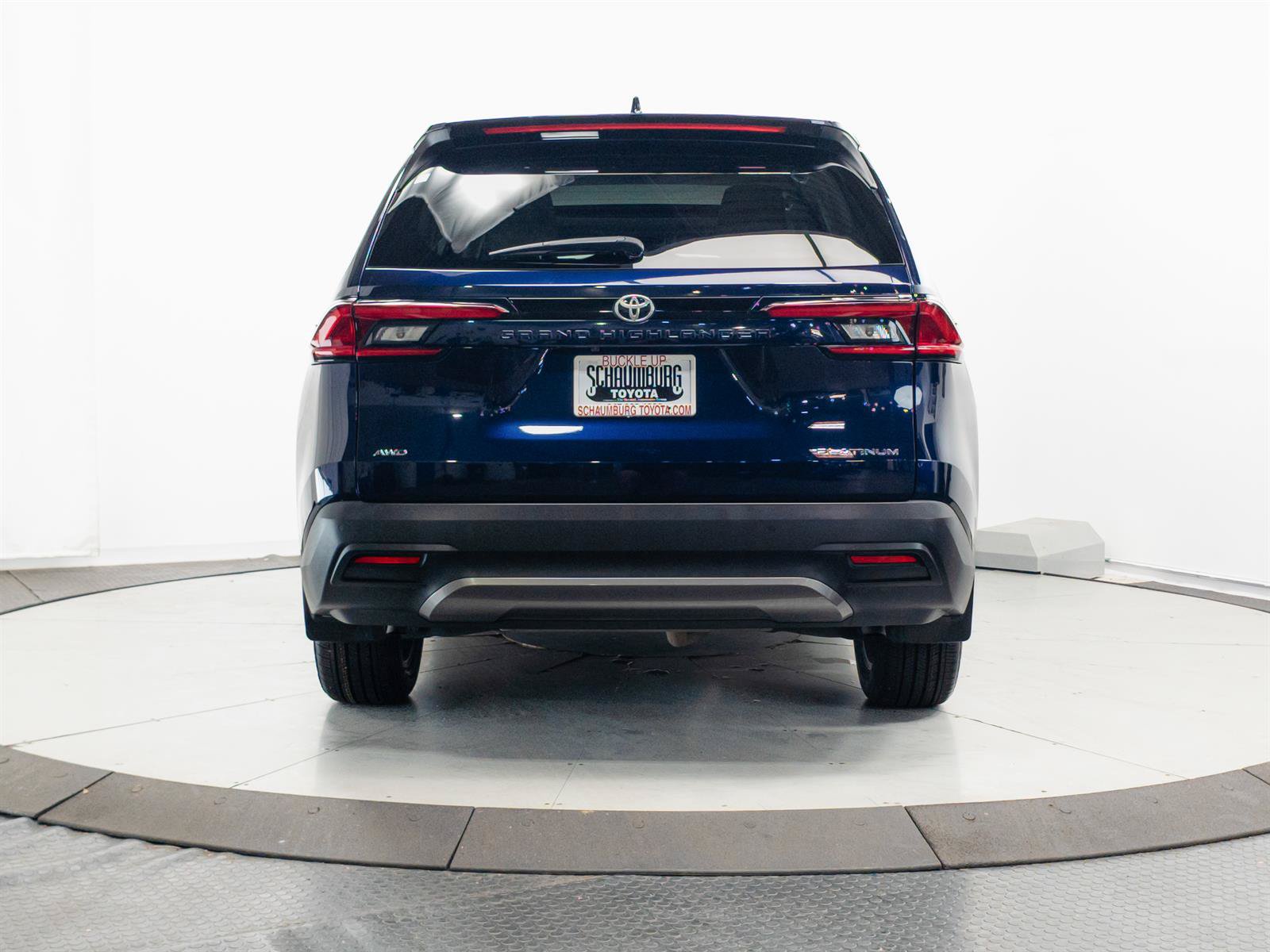 Certified 2025 Toyota Grand Highlander AWD image 11