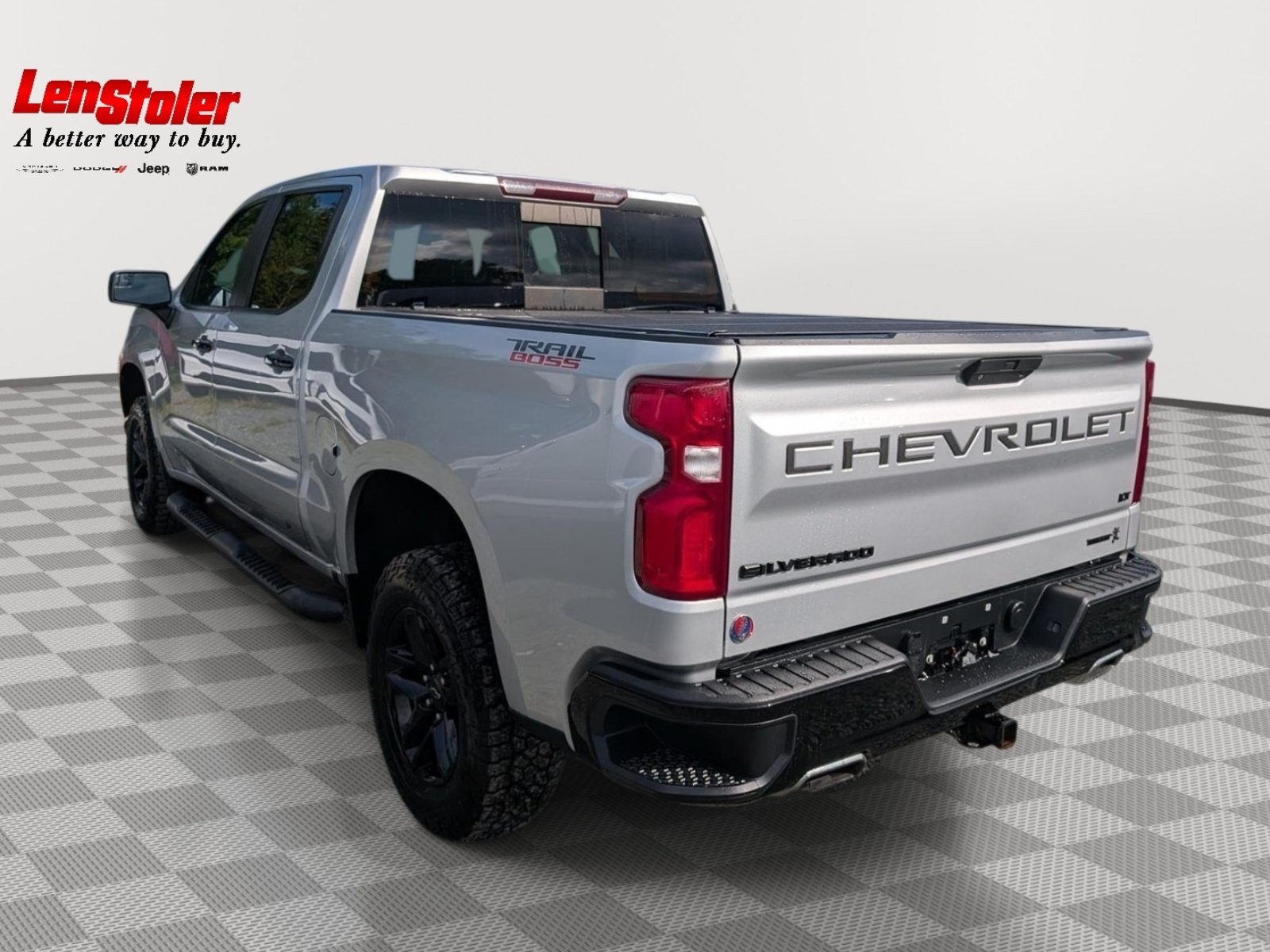 Used 2019 Chevrolet Silverado 1500 LT Trail Boss AWD/4WD image 3