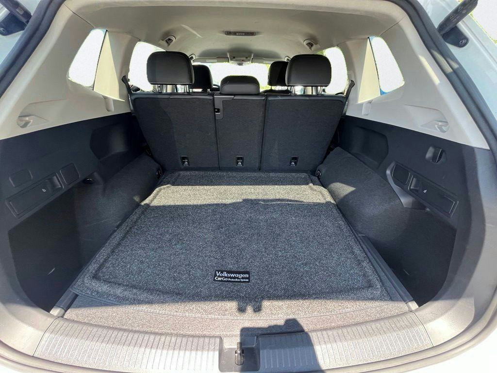 Certified 2024 Volkswagen Tiguan SE AWD/4WD image 29