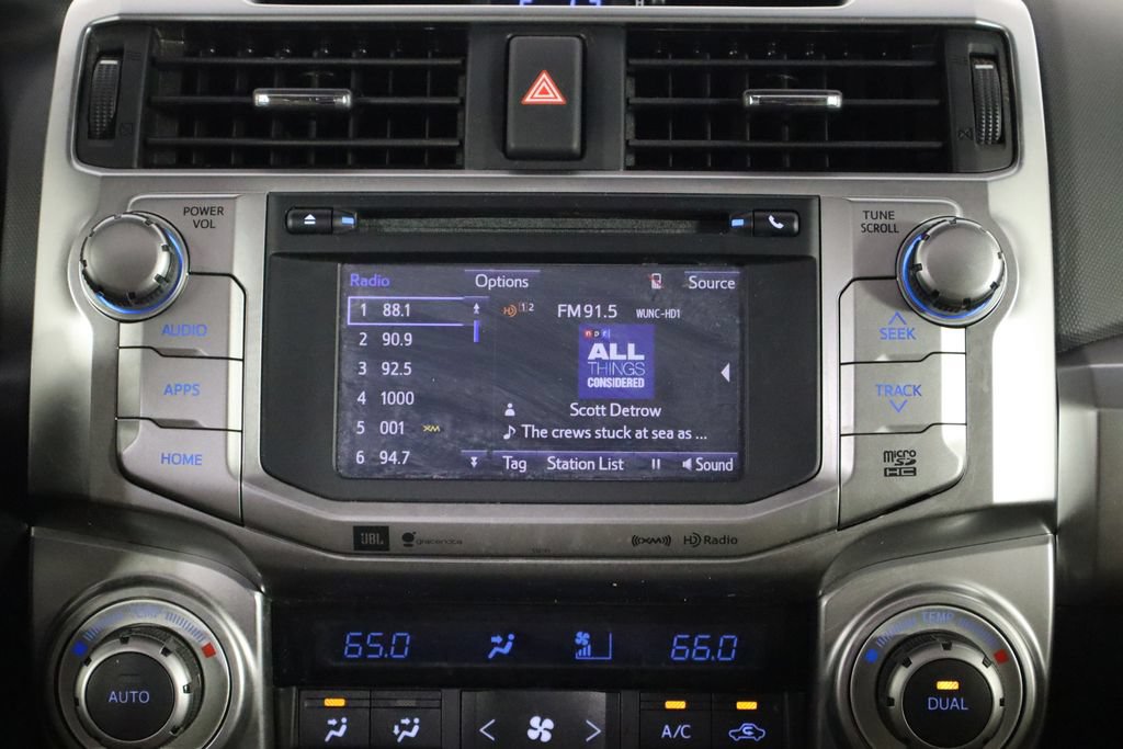 Used 2016 Toyota 4Runner Limited AWD/4WD image 28