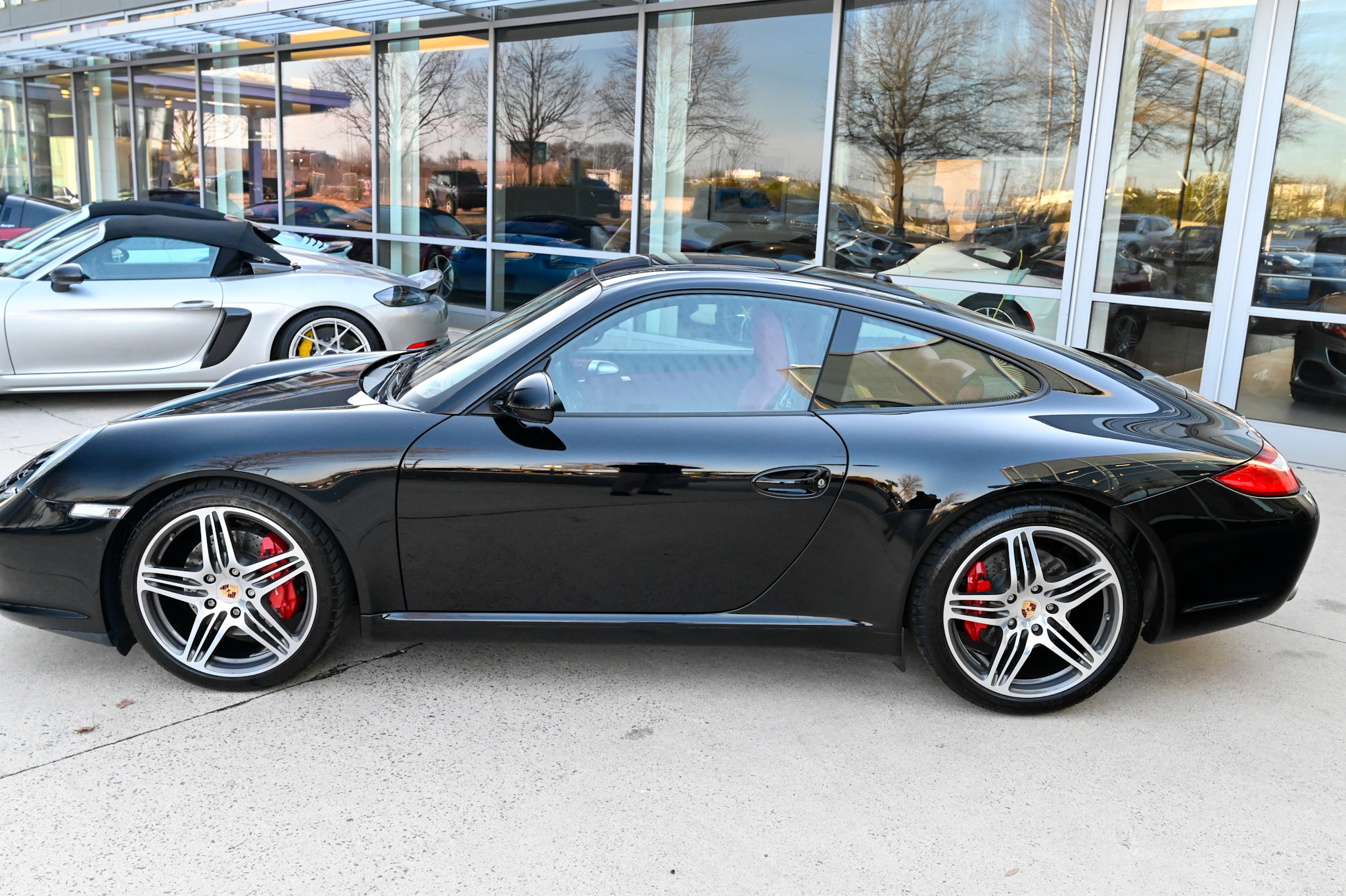 Used 2009 Porsche 911 Carrera S image 8