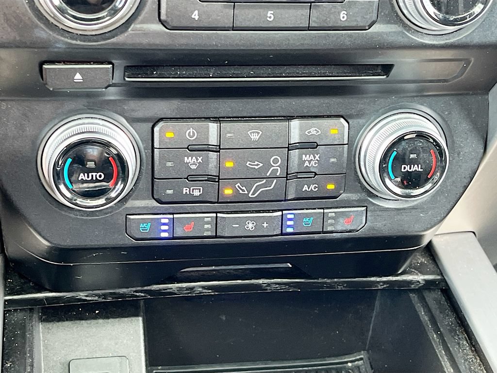 Used 2018 Ford F250 Platinum w/ Platinum Ultimate Package AWD/4WD image 16