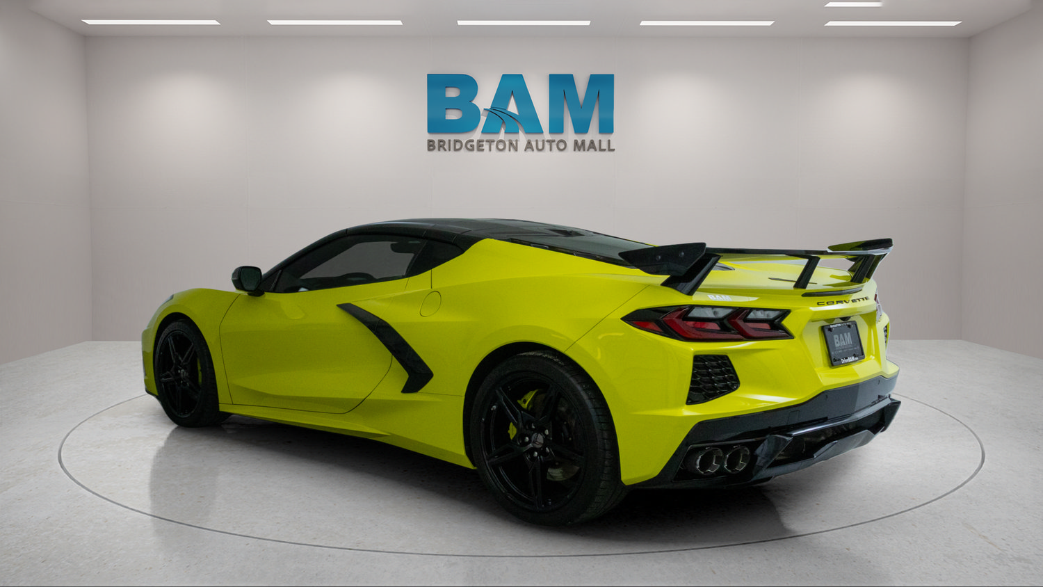 Used 2022 Chevrolet Corvette Stingray Premium Cpe w/ Z51 Performance Package RWD image 5