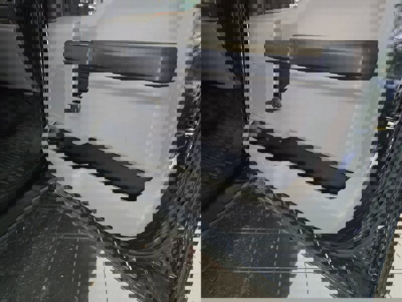 Used 2017 Ford F350 XL image 8