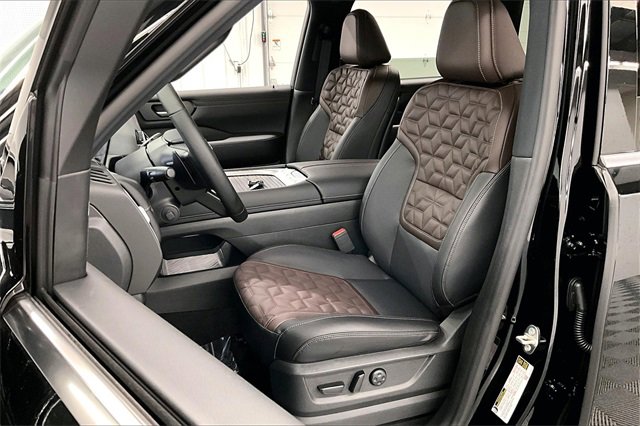 New 2026 Nissan Armada Platinum image 9