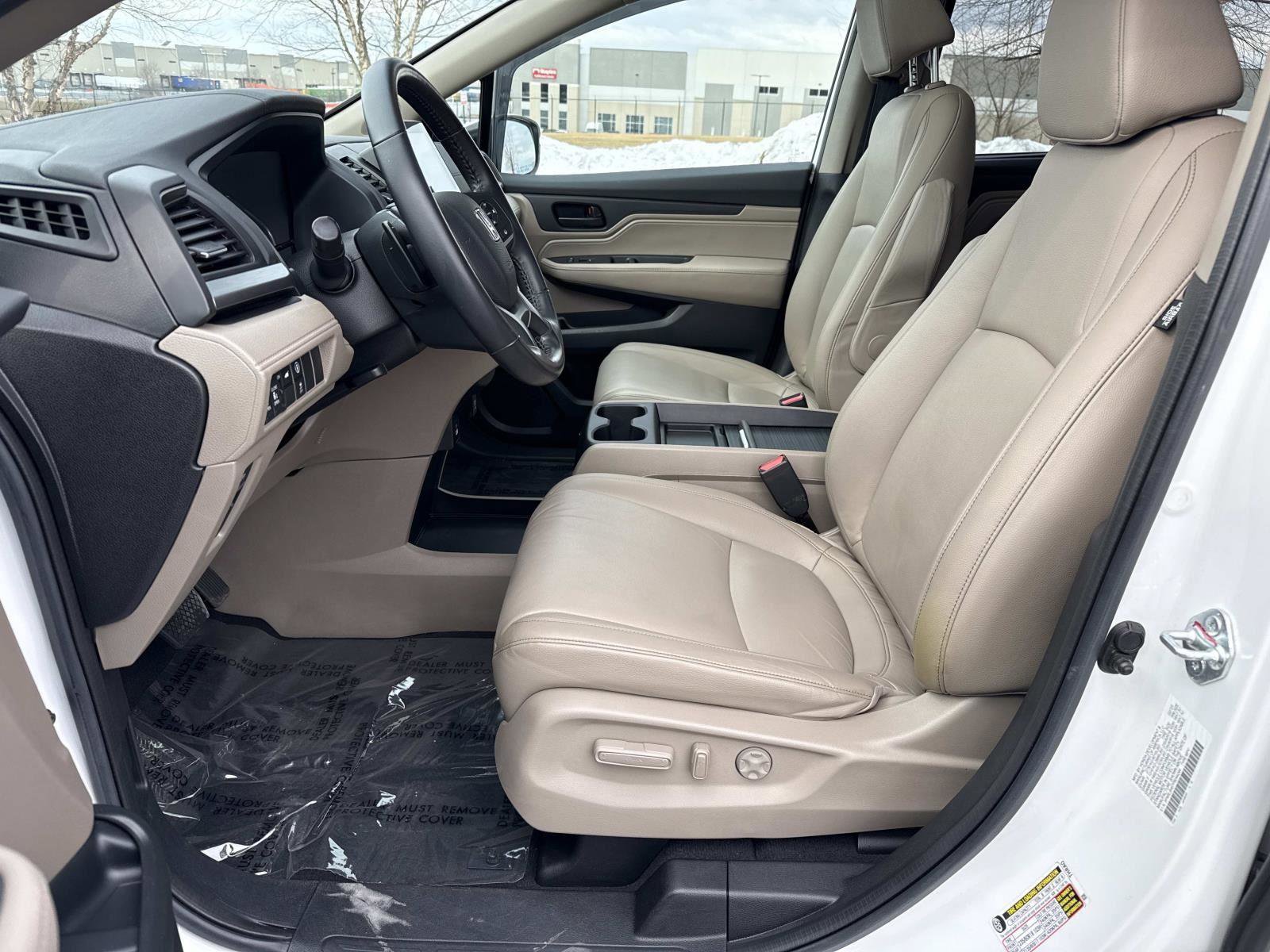 Used 2023 Honda Odyssey EX-L image 23