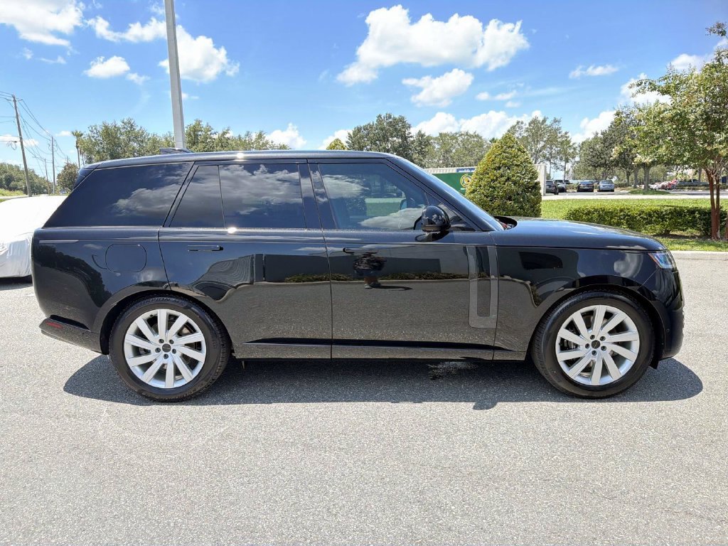 New 2026 Land Rover Range Rover SE AWD/4WD image 6