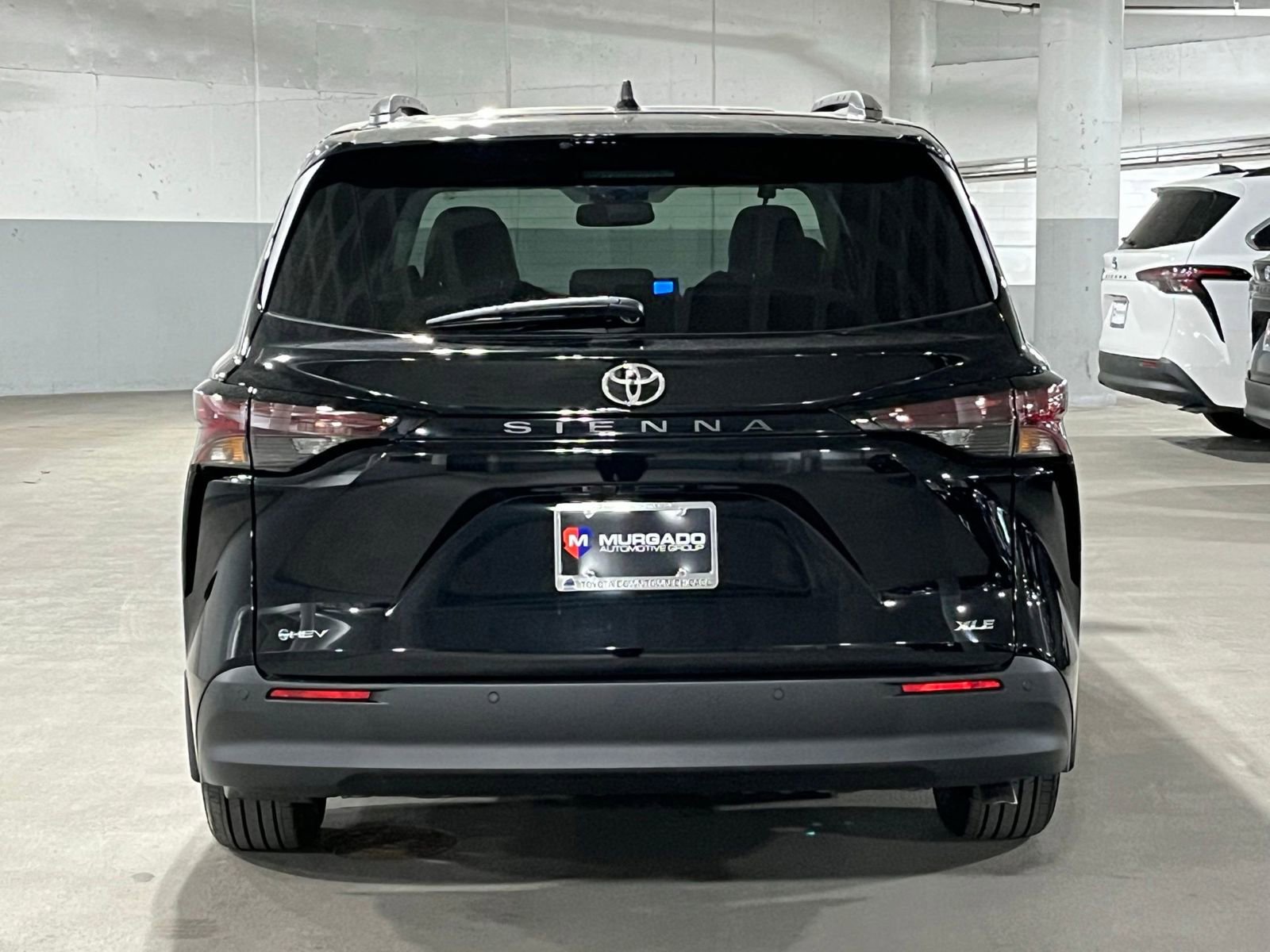 New 2026 Toyota Sienna XLE FWD image 8