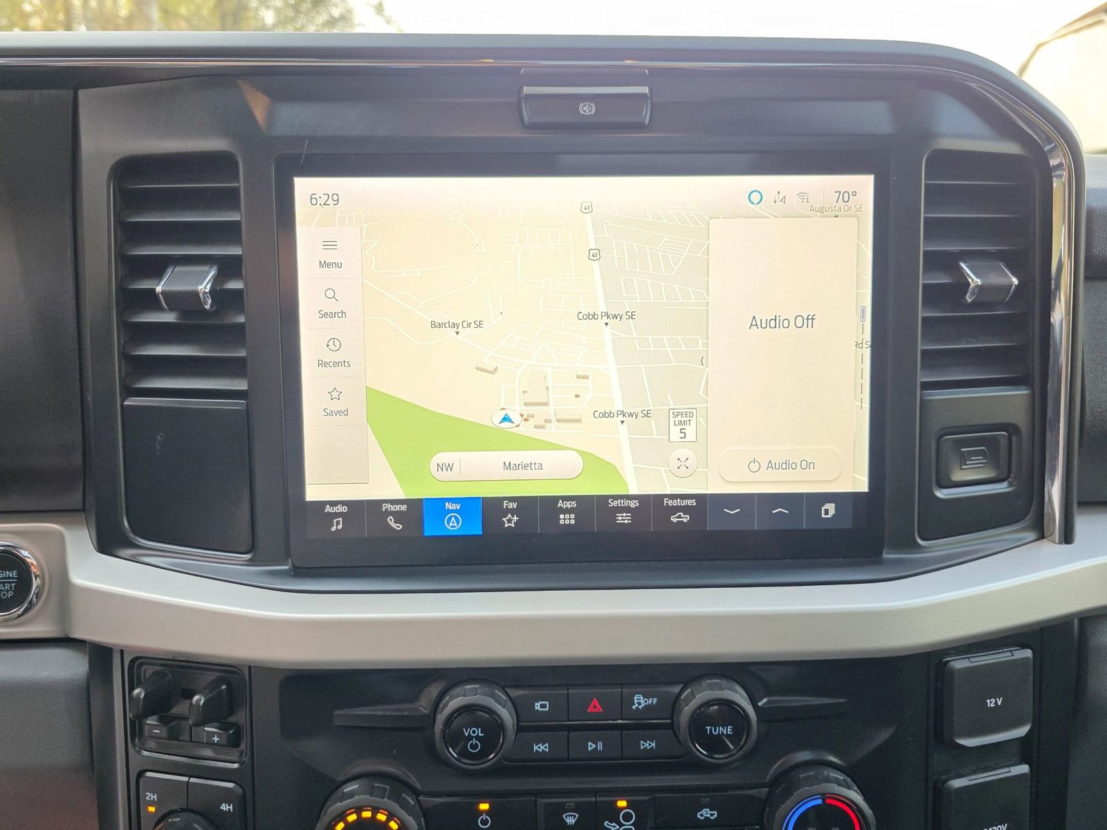 Used 2025 Ford F250 XLT w/ Black Appearance Package image 15