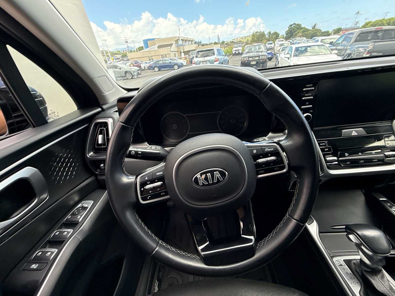 Used 2021 Kia Sorento S FWD image 15