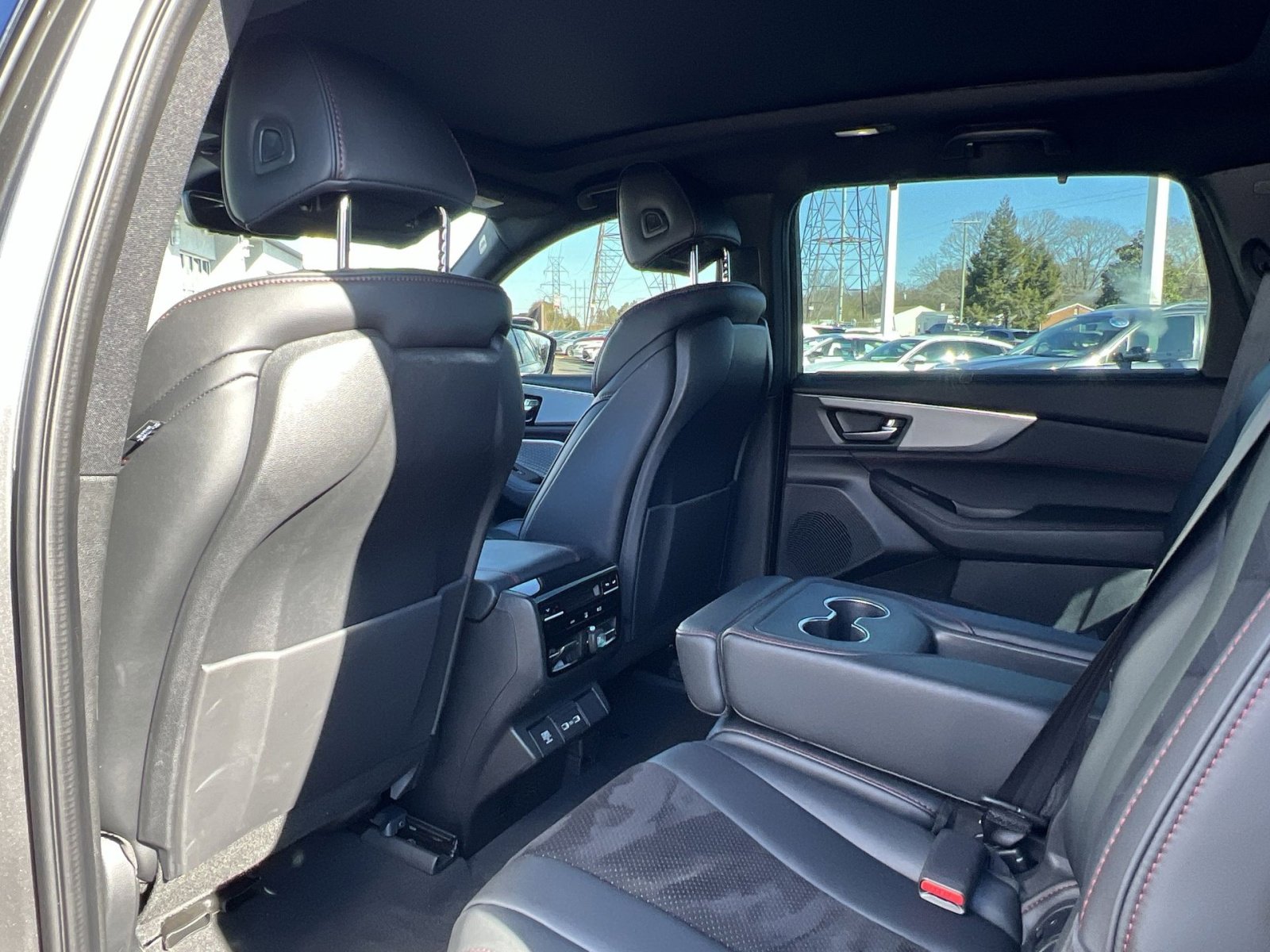 Used 2024 Acura MDX A-Spec image 27