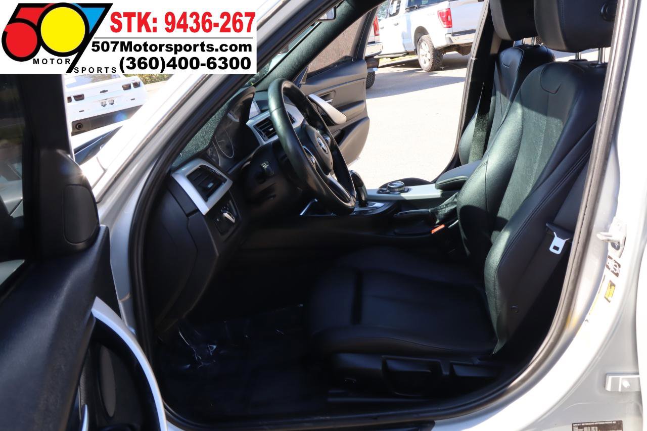 Used 2015 BMW 320i Sedan RWD image 13