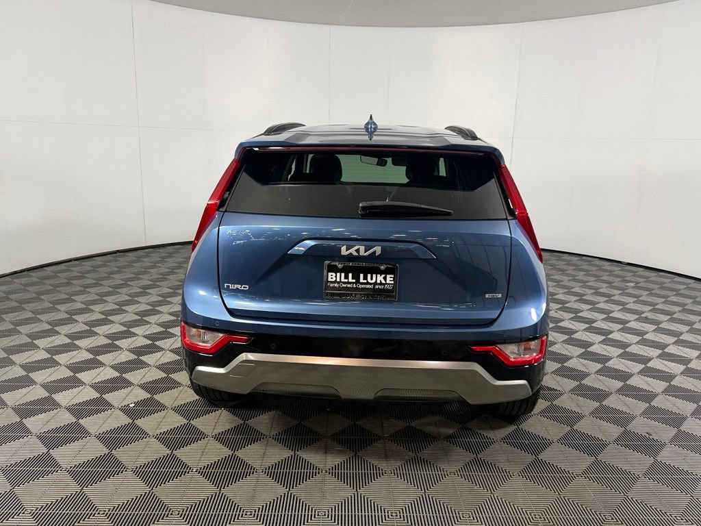 Used 2024 Kia Niro EX Touring FWD image 9