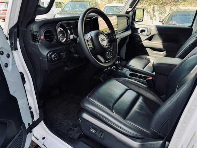 Used 2024 Jeep Gladiator Rubicon image 18