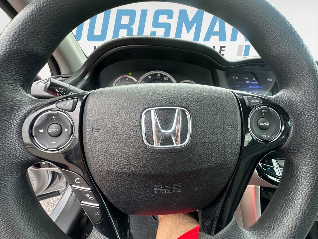 Used 2017 Honda Accord LX image 17