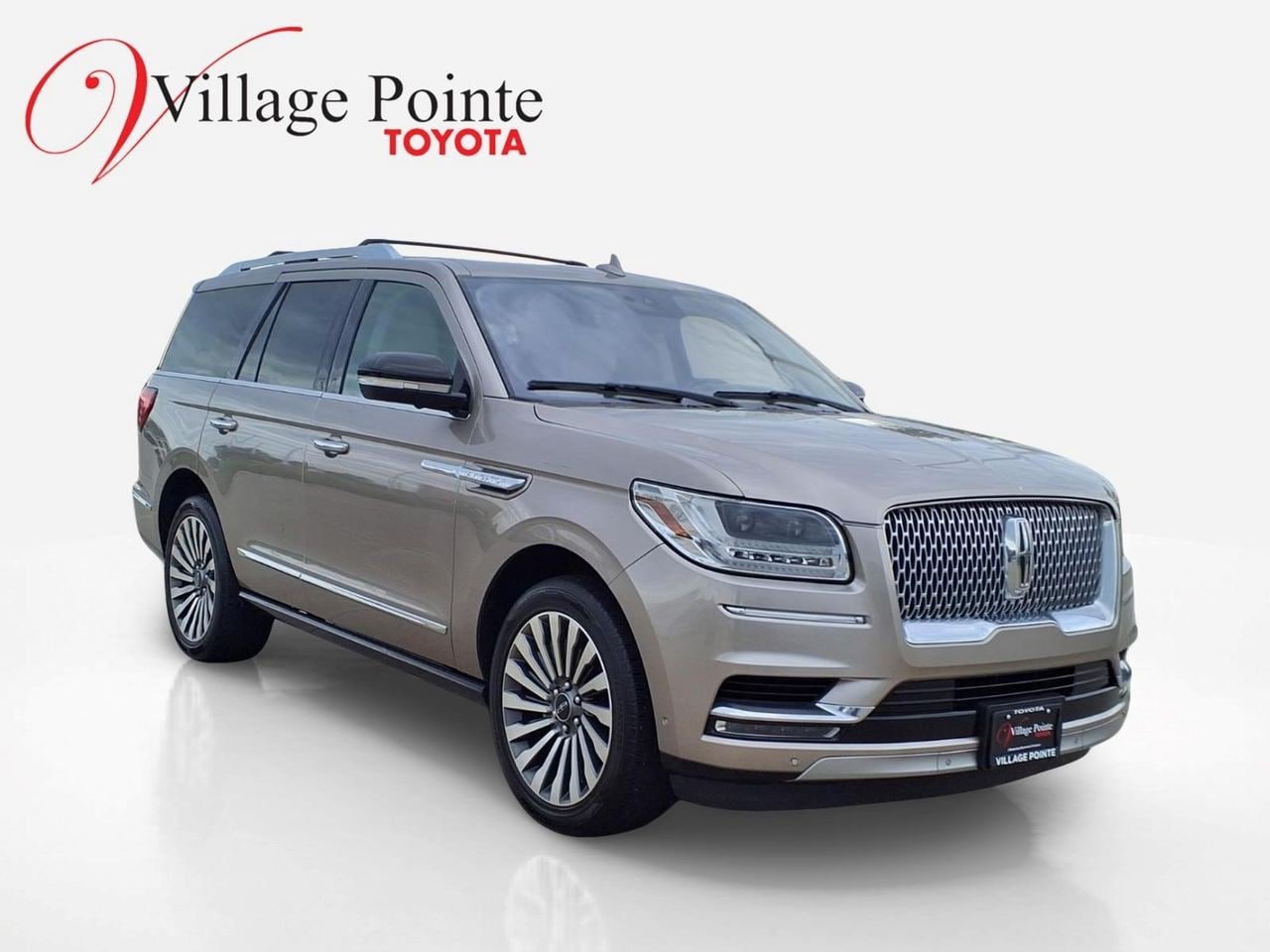 Used 2019 Lincoln Navigator Reserve AWD/4WD image 9