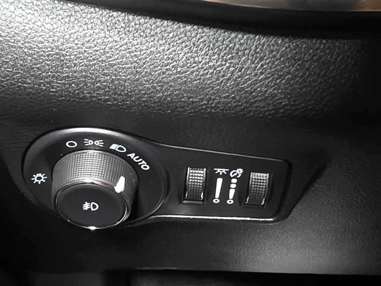 Used 2022 Jeep Compass Limited w/ Elite Group image 38