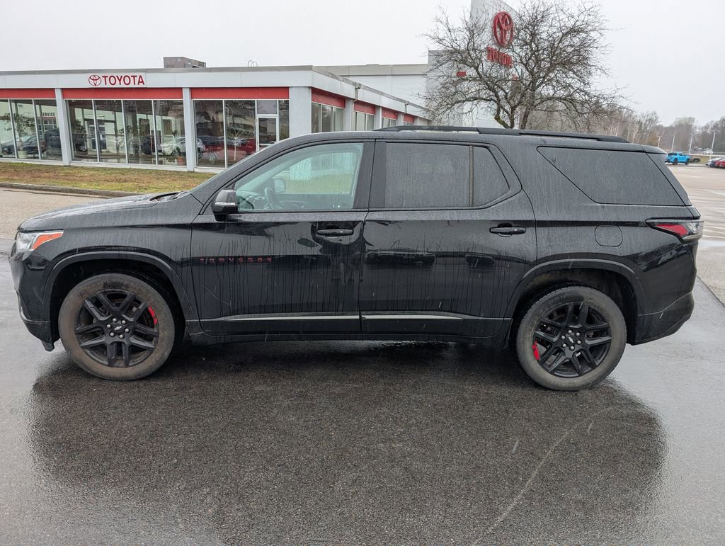 Used 2020 Chevrolet Traverse Premier w/ Redline Edition image 2