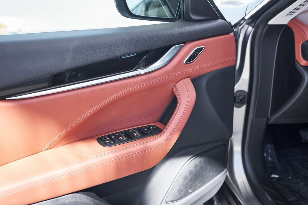 Used 2022 Maserati Levante GT image 18