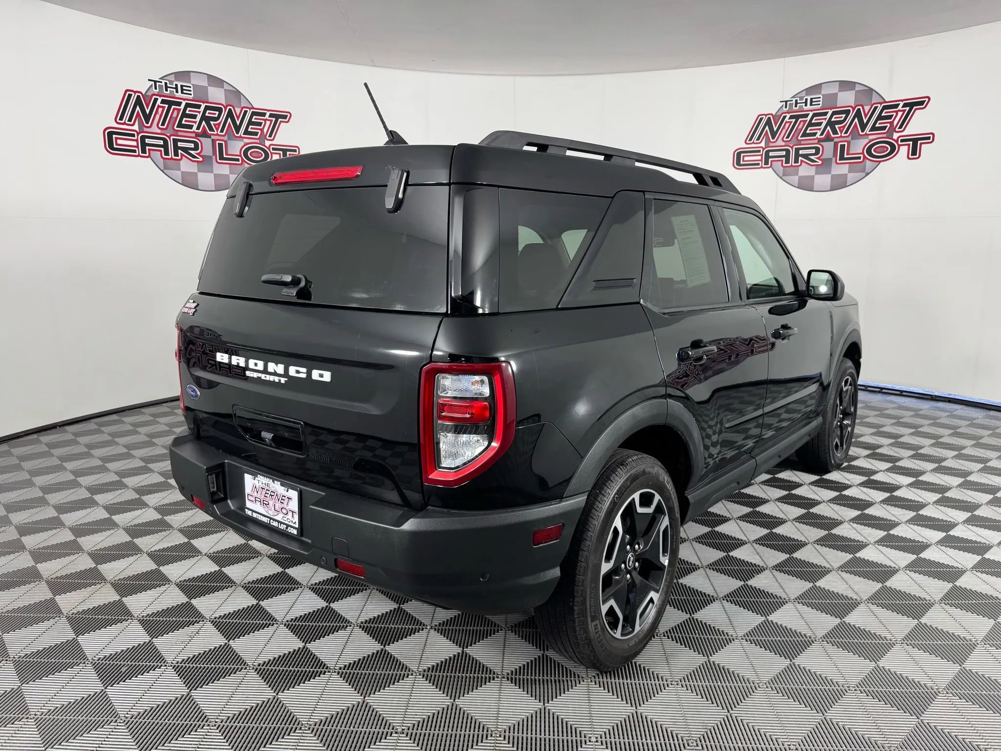 Used 2023 Ford Bronco Sport Outer Banks w/ Tech Package image 7