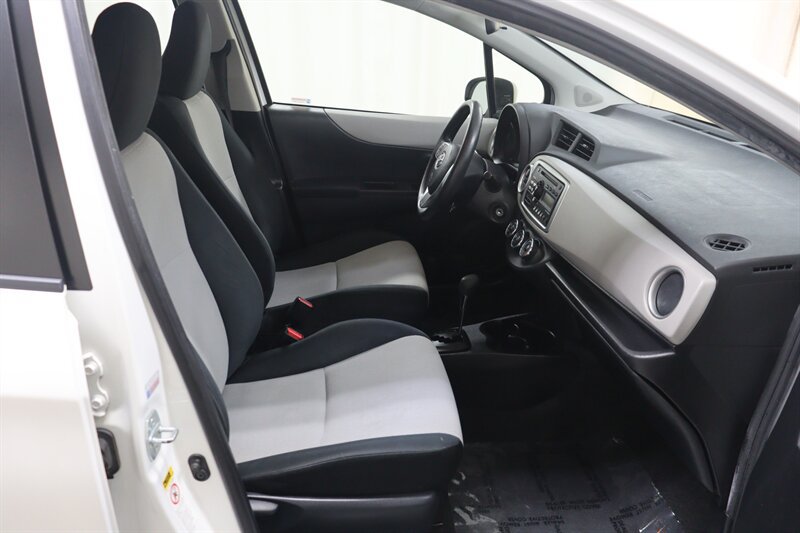 Used 2014 Toyota Yaris LE FWD image 20