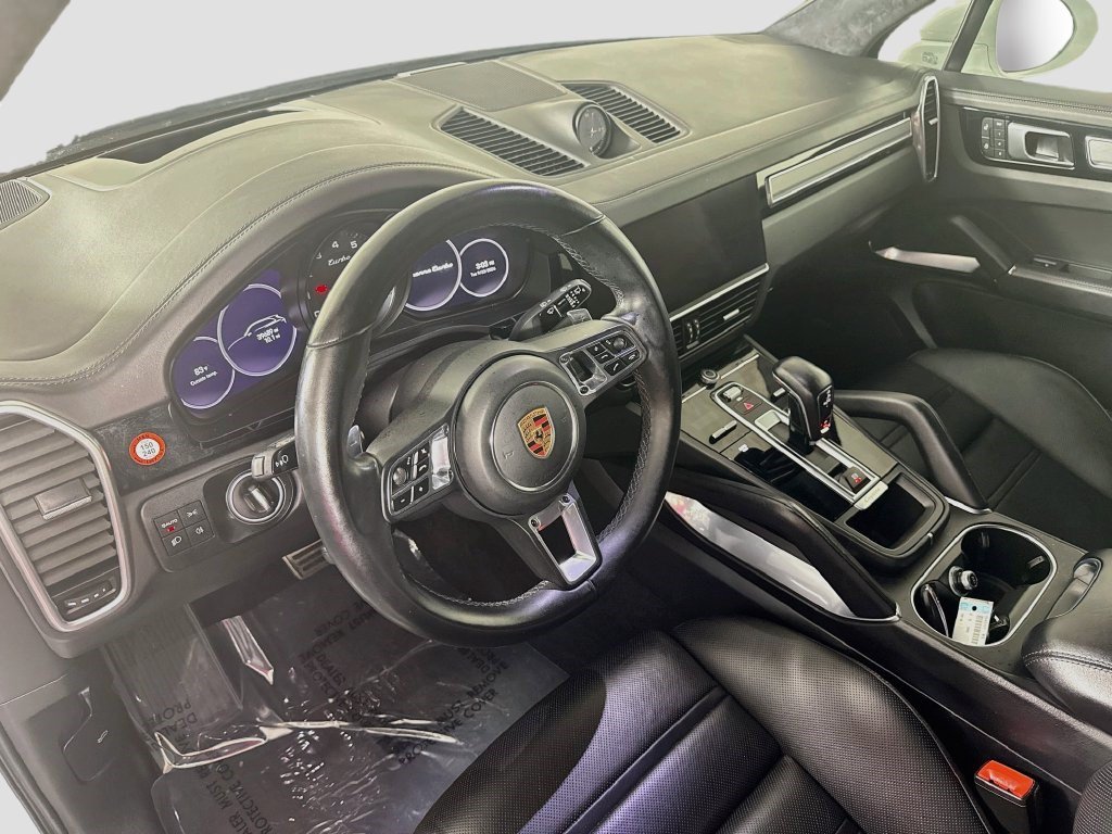 Used 2023 Porsche Cayenne Turbo w/ Assistance Package AWD/4WD image 21
