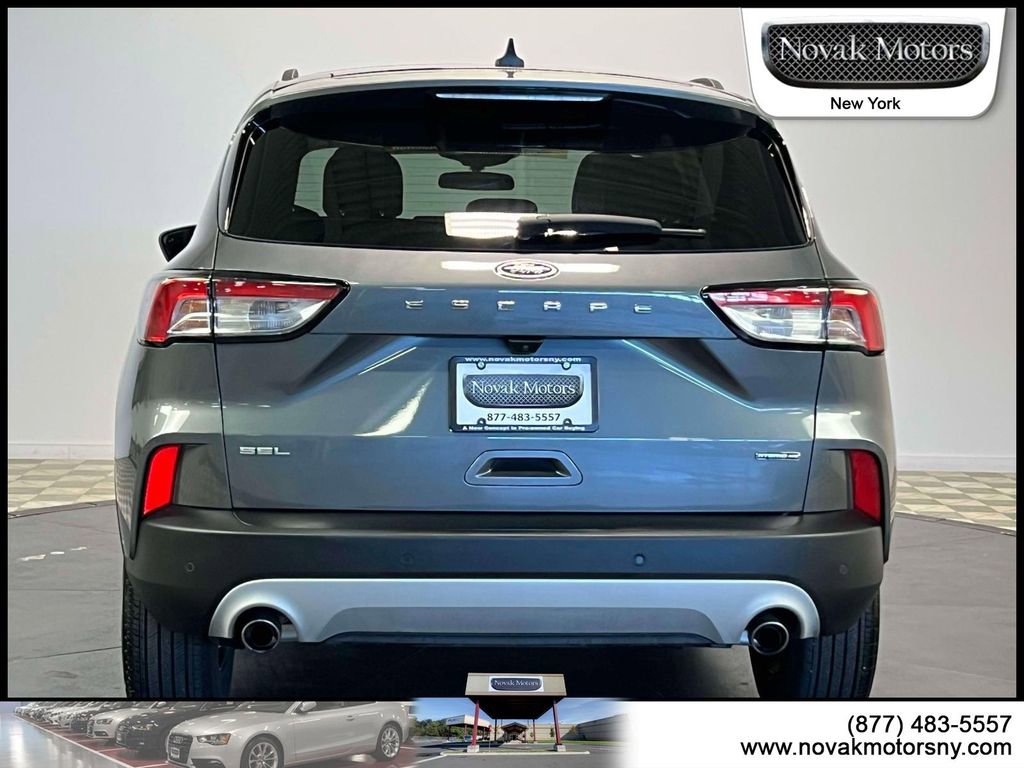 Used 2022 Ford Escape SEL w/ Technology Package AWD/4WD image 7