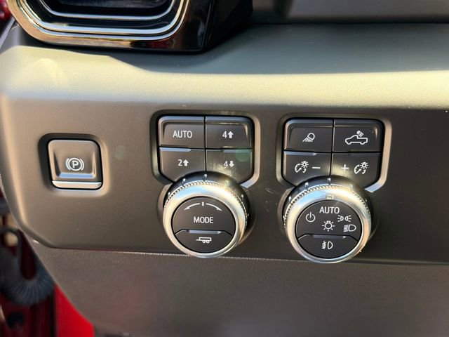 Used 2024 GMC Sierra 1500 AT4 w/ Technology Package image 23