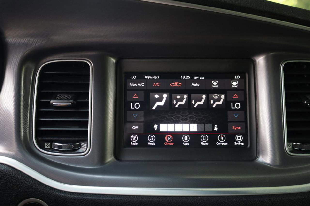 Used 2020 Dodge Charger R/T RWD image 12