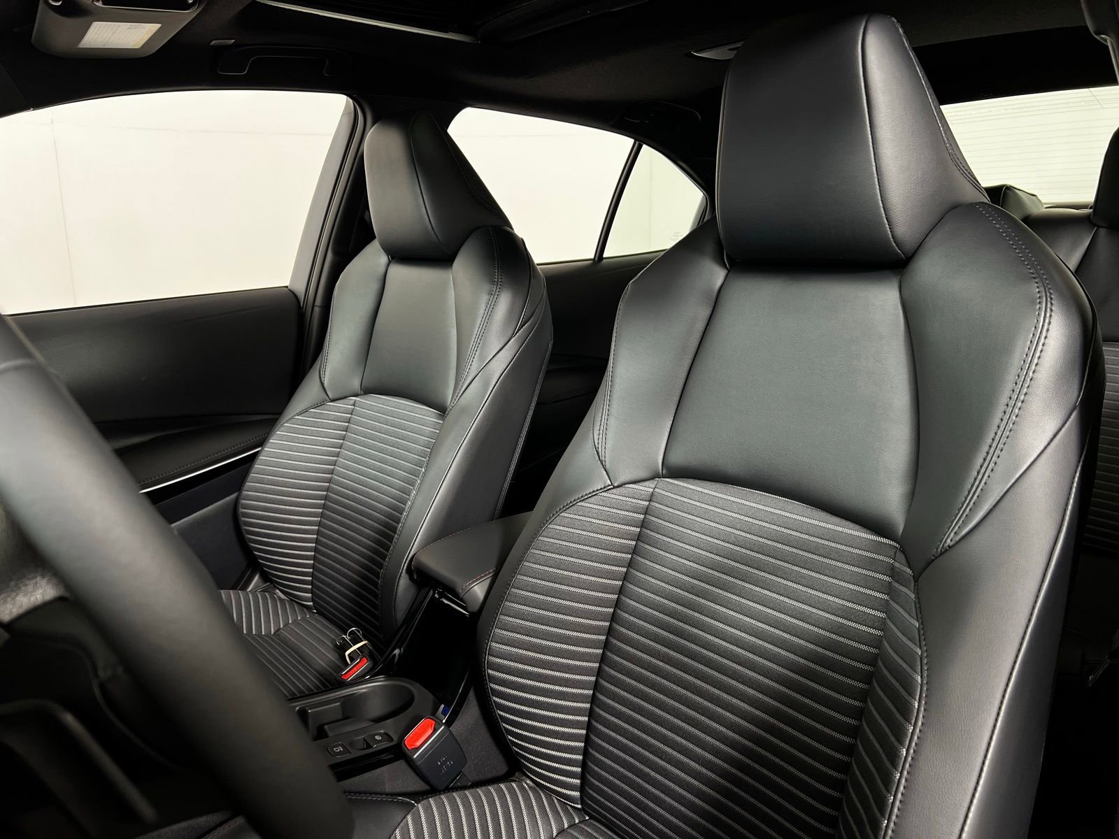 New 2026 Toyota Corolla XSE FWD image 10