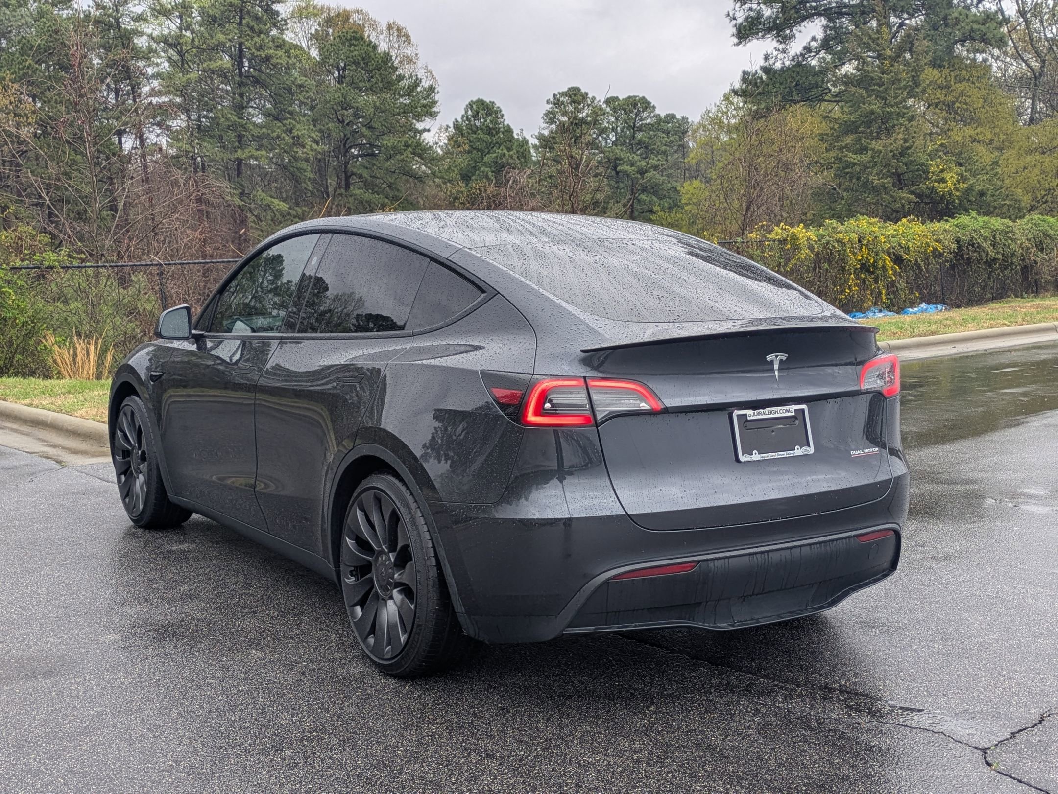 Used 2024 Tesla Model Y Performance image 7