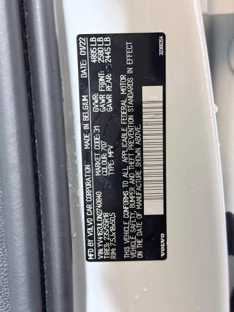 Used 2022 Volvo XC40 T5 Inscription w/ Climate Package image 25