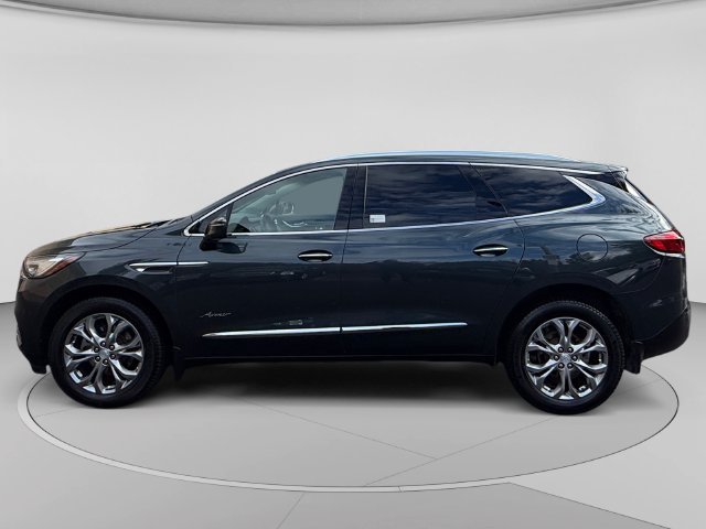 Used 2018 Buick Enclave Avenir w/ Avenir Technology Package AWD/4WD image 2