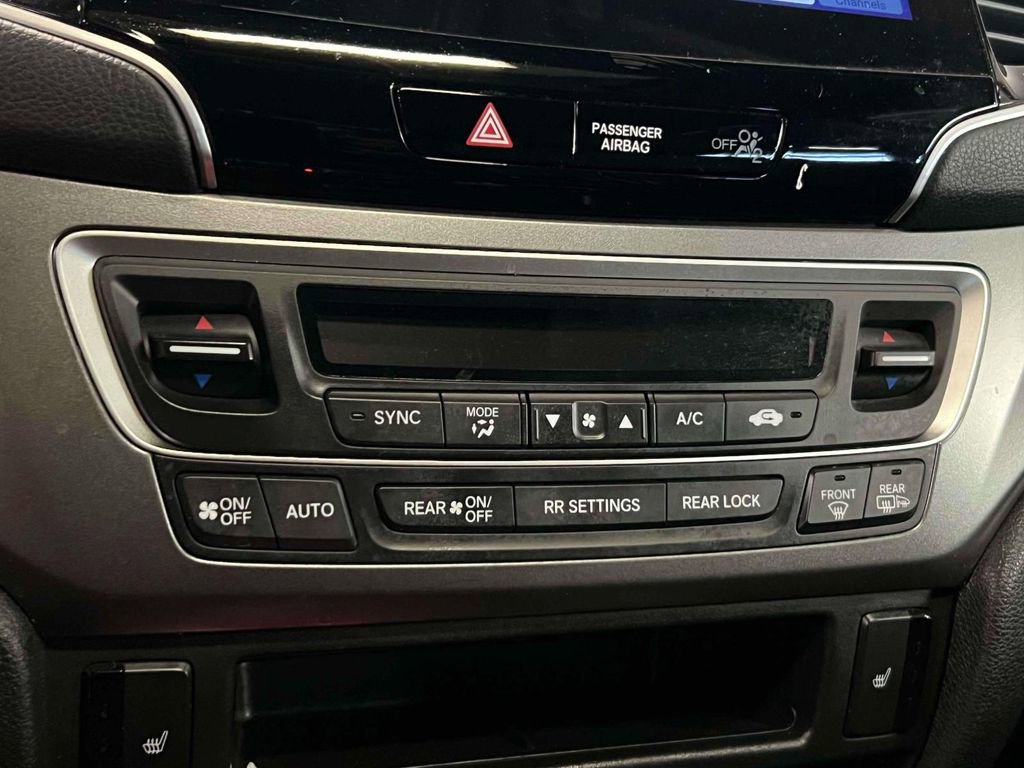 Used 2022 Honda Pilot Special Edition image 32