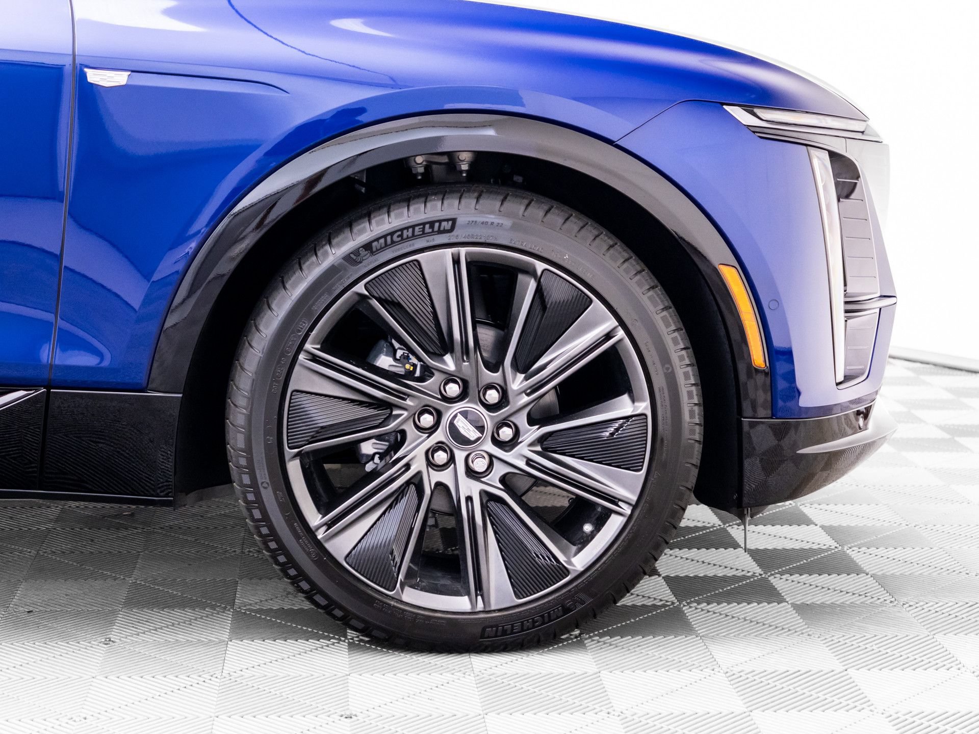 New 2027 Cadillac Lyriq Signature Sport AWD/4WD image 34