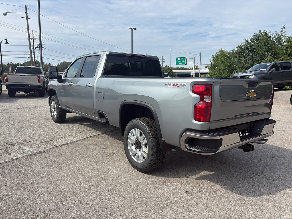 New 2026 Chevrolet Silverado 3500 LT w/ Leather Package AWD/4WD image 3