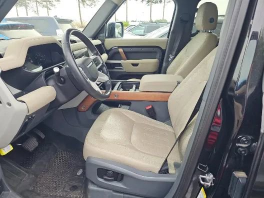 Used 2020 Land Rover Defender 110 SE AWD/4WD image 9