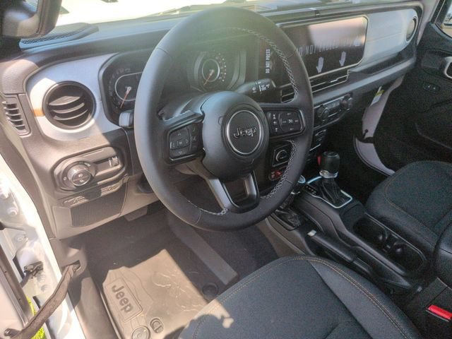 New 2026 Jeep Gladiator Sport AWD/4WD image 15