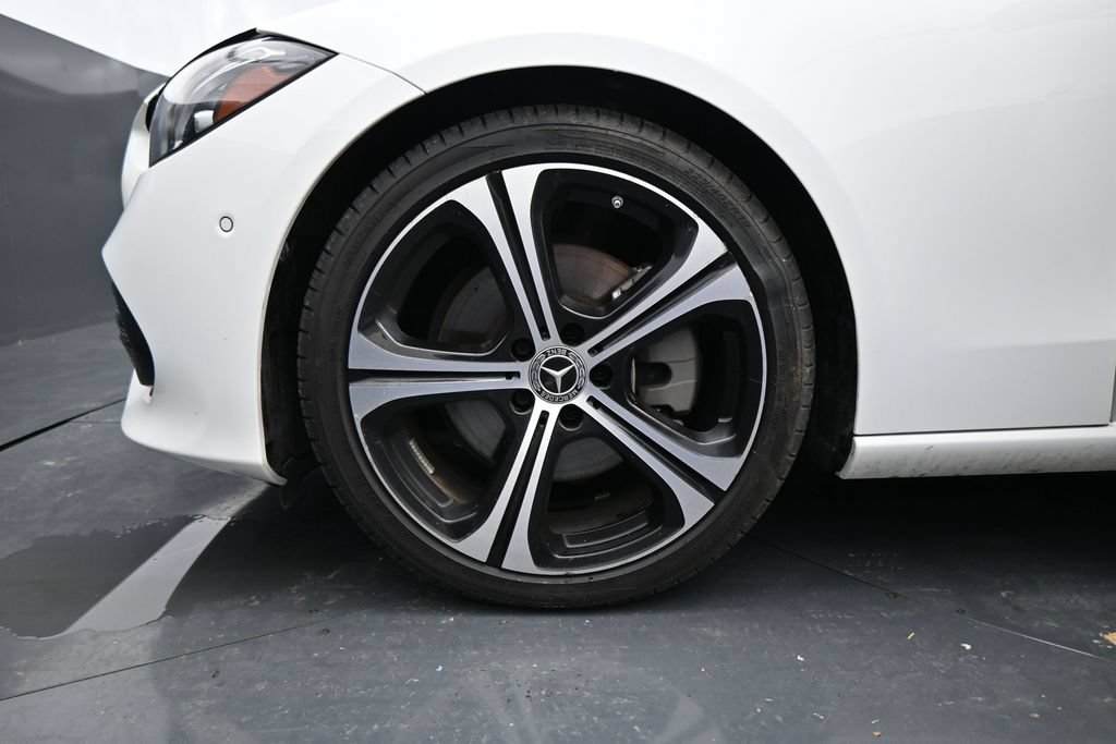 Used 2025 Mercedes-Benz C 300 Sedan image 30