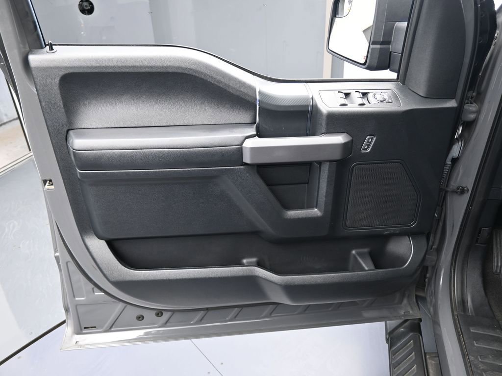 Used 2020 Ford F150 XLT w/ Equipment Group 302A Luxury image 12