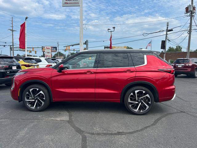 Used 2024 Mitsubishi Outlander SEL image 6