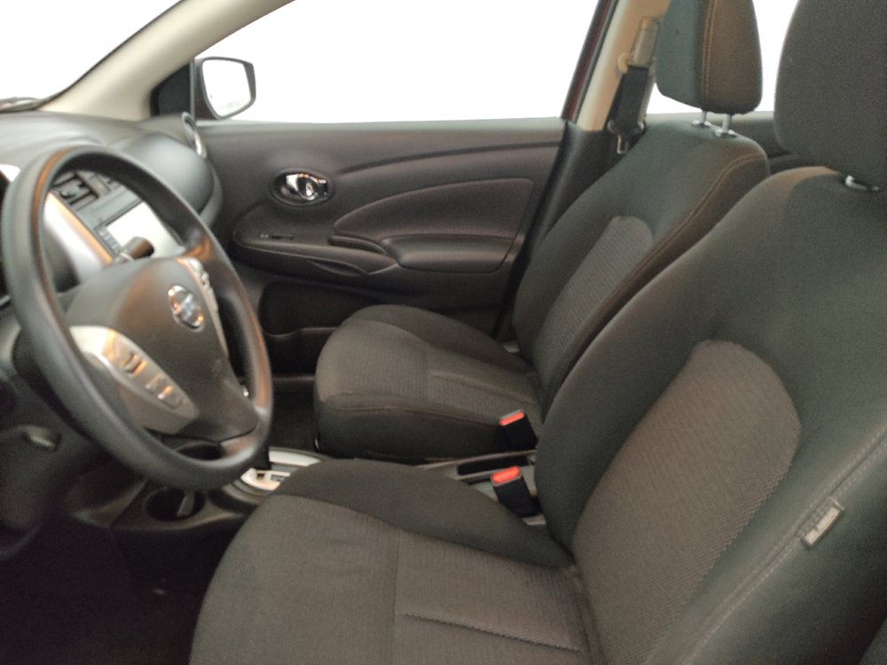 Used 2019 Nissan Versa SV FWD image 17