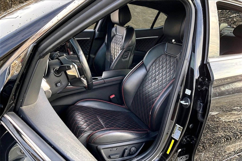 Used 2019 Genesis G70 3.3T Advanced w/ Sport Package image 23