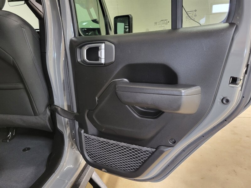 Used 2022 Jeep Wrangler Unlimited Sport AWD/4WD image 67