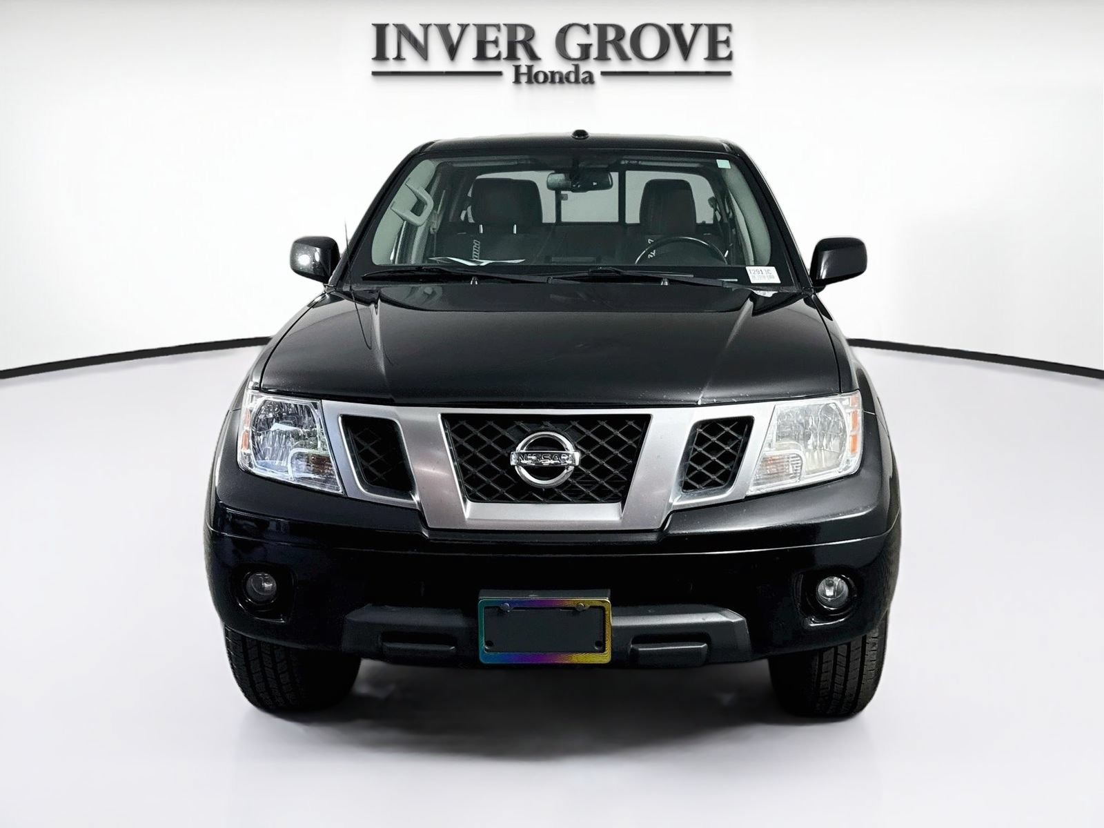 Used 2018 Nissan Frontier PRO-4X AWD/4WD image 2