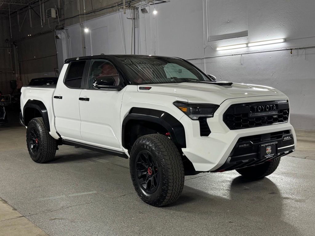 Used 2025 Toyota Tacoma TRD Pro image 3